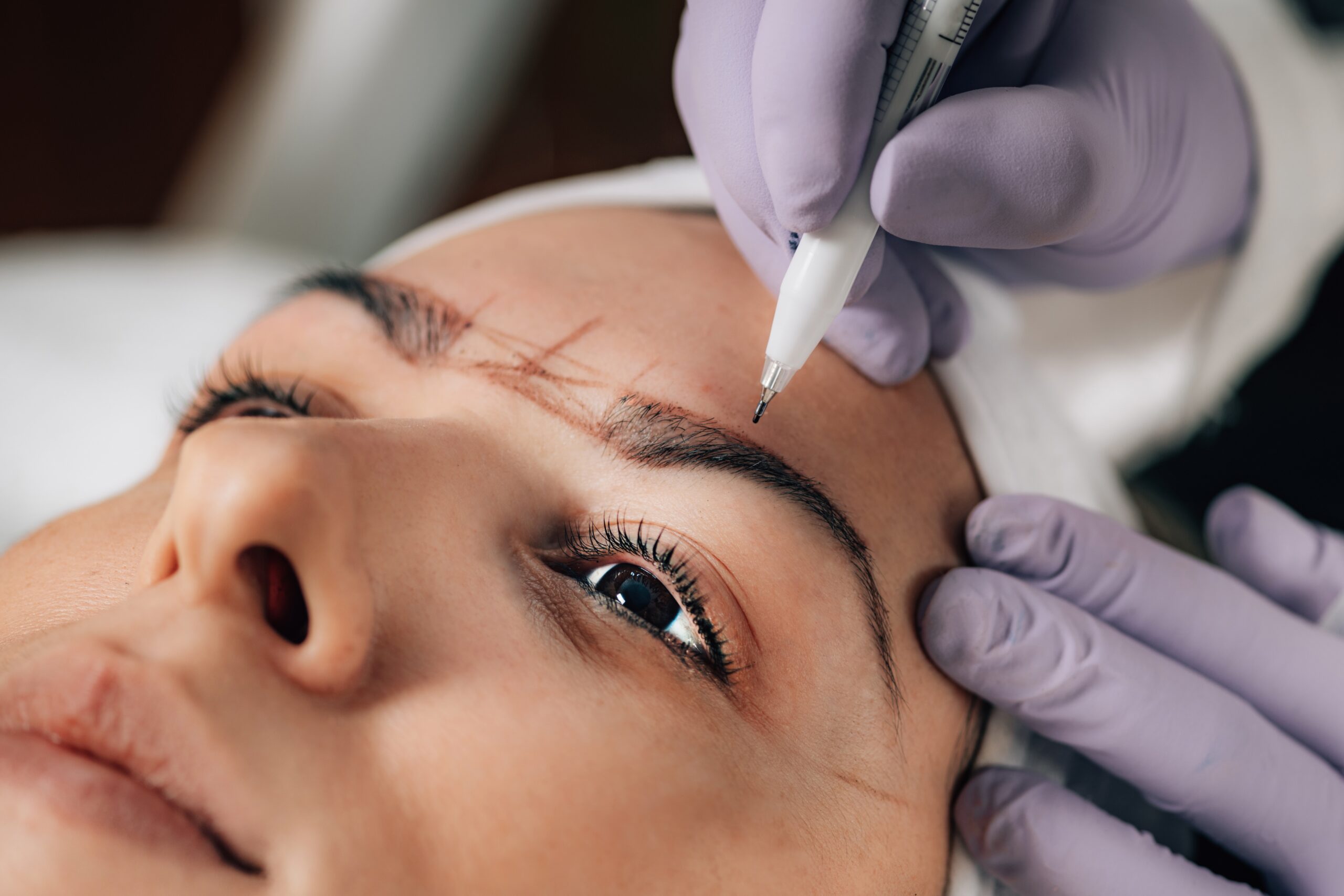 microblanding eyebrow touch up