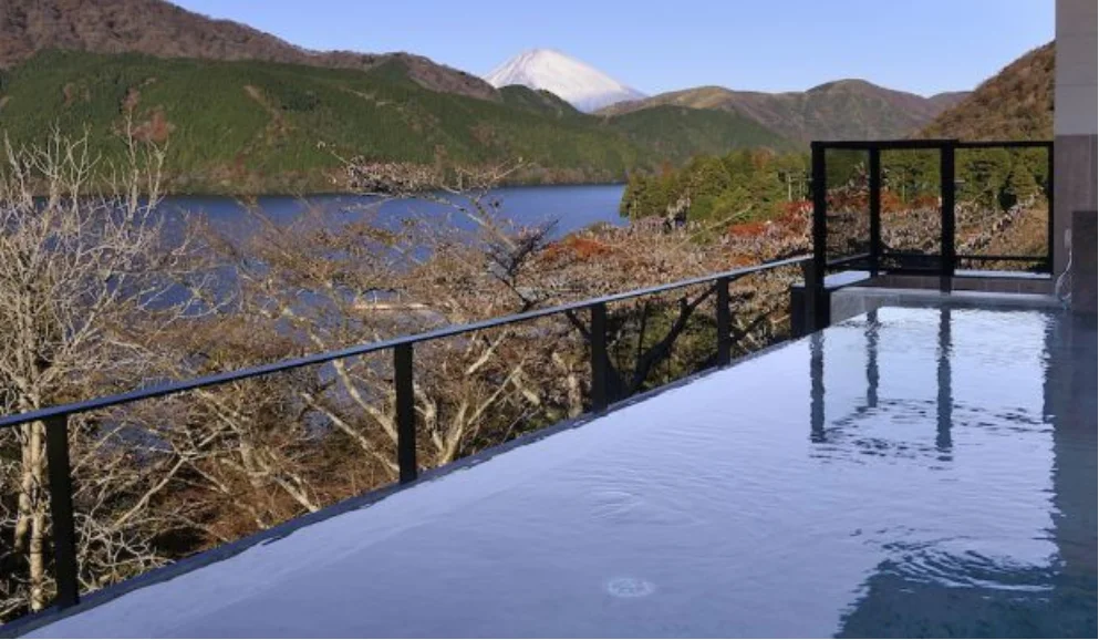 glow your looks HAKONE JAPAN tatto free